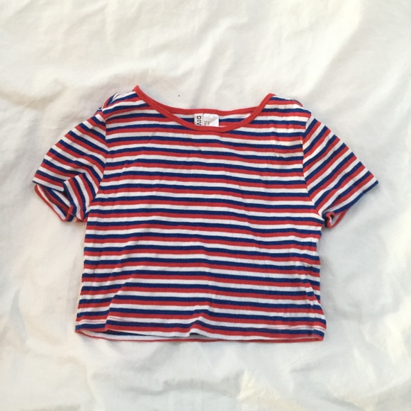 H&M blue, red, and white striped cropped tee - Picture 1 of 3